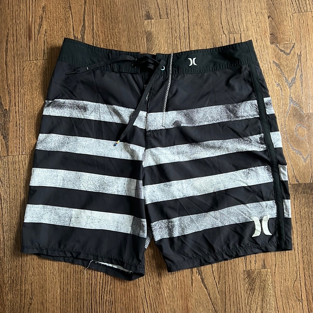 Hurley phantom board shorts surf
